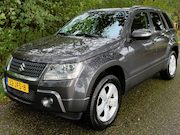 Suzuki Grand Vitara - 2.4 Exclusive 2009 4X4 TREKHAAK CAMERA CLIMA NAP