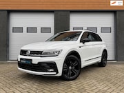 Volkswagen Tiguan - 2.0 TSI 4Motion 3x R-Line Pano Trekhaak Keyless