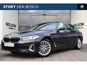 BMW 5-serie - 520i High Executive Luxury Line Automaat / Trekhaak / Laserl