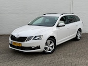 Skoda Octavia - 1.0 TSI Greentech Stoelverwarming Clima Cruise Carplay Pdc A