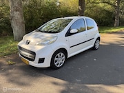 Peugeot 107 - 1.0-12V XS