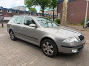 Skoda Octavia - 1.6 FSI 85kw Airco Cruise NAP