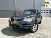 Volkswagen Touareg - 2.5 TDI/GRIJS KENTEKEN/ CRUISE CONTR./NAP