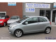 Toyota Yaris - 1.3 VVTi Sol
