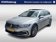 Volkswagen Passat - Variant 1.4 TSI PHEV GTE Business / AUTOMAAT/ PANO/ TREKHAAK