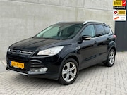 Ford Kuga - 1.6 Titanium Zwart 2016 LEES TEKST|INRUILER
