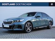 BMW 5-serie - 550e xDrive M Sport Automaat / Panoramadak / Adaptief onders