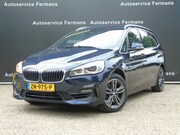 BMW 2-serie - 218i Automaat - 2019 - 7 persoons - Navi - Trekhaak
