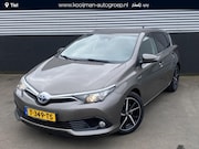 Toyota Auris - 1.8 Hybrid Dynamic Navigatie, achteruitrij camera, cruise co