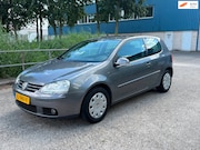 Volkswagen Golf - 1.4 Trendline Airco PDC Grootscherm
