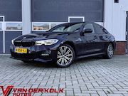 BMW 3-serie - 320e Business Edition Plus | Leder | Digital cockpit | Carpl