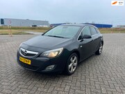 Opel Astra - 1.4 Turbo| Zwart| APK |