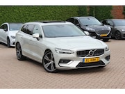Volvo V60 - 2.0 T5 Inscription / Panoramadak / CarPlay / Parkeerhulp V+A