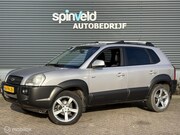 Hyundai Tucson - 2.7i V6 4WD Style - Automaat - Climate - Nap