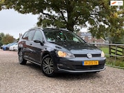 Volkswagen Golf - Variant 1.6 TDI Allstar| Pano + ACC + Trekhaak Nu € 5.975,