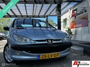 Peugeot 206 - 1.4 Gentry //Automaat