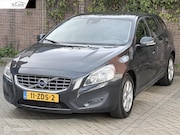 Volvo V60 - 1.6 T3 Kinetic NAP Automaat Navi Cruise Clima