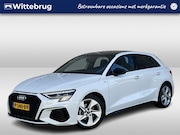 Audi A3 - Sportback 30 TFSI S edition / Pano / Navigatie / LED / Parke