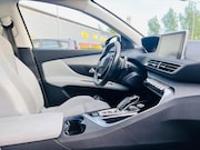 Peugeot 3008 - 1.2 PureTech Allure Panoramadak | Stoelverwarming | Camera |