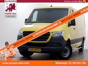 Mercedes-Benz Sprinter - 317 CDI 170pk RWD L2H1 9G Automaat Airco/Navi/Trekhaak 3500k