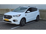 Ford Kuga - 1.5 EcoBoost ST Line apple carplay leder /stof bekl