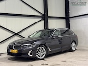 BMW 5-serie - Touring 530e Luxury | navi | leder | led | driving assistant