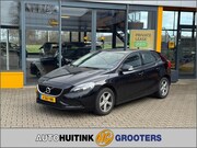 Volvo V40 - 1.5 T2 Momentum - stoelverwarming - camera - navi - sensoren