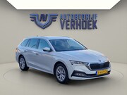 Skoda Octavia - Combi 1.0 e-TSI 110PK Automaat Business Edition - NL Auto