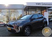 Toyota Yaris Cross - HYBRID 115 FIRST EDITION LED KOPLAMPEN STUUR-STOEL-RUITENWIS