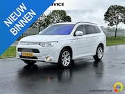 Mitsubishi Outlander - 2.0 PHEV Instyle Clima, cruise, camera, schuifdak, trekhaak