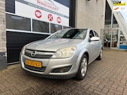 Opel Astra - 1.6 Temptation Met jaar Apk