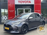 Toyota Yaris - 1.5 Hybrid Executive PARKEERSENSOREN V+A BLINDSPOT 17ÍNCH LI