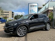 Volkswagen T-Roc - 1.5 TSI Sport LED ACC DSG CarPlay Stoelverwarming