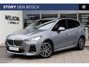 BMW 2-serie Active Tourer - 225e xDrive M Sport Automaat / Sportstoelen / Harman Kardon