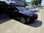 Porsche Cayenne - 3.0 E-Hybrid | 462PK | Automaat | Trekhaak | Panoramadak | L