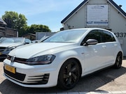 Volkswagen Golf - 2.0 GTI PERFORMANCE/17INCH/CRUISE/121100KM