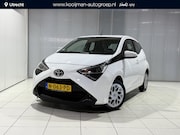 Toyota Aygo - 1.0 VVT-i x-play limited Navigatie systeem , All season band