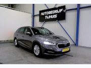 Skoda Octavia - Combi 1.0 e-TSI Ambition Automaat - N.A.P. Airco, Cruise, PD