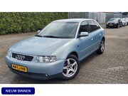 Audi A3 - 1.6 Attraction Leder Airco