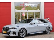 BMW 5-serie - Touring 520i M-SPORT | PANORAMA DAK | TREKHAAK ELEKTRISCH WE