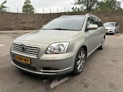 Toyota Avensis - 2.4 VVTi Executive
