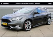 Ford Focus - 1.5 ST-Line 182 Navigatie / Camera / LMV / Alcantara