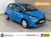 Toyota Aygo - 1.0 X-Play Airco/Cruise/Navigatie/Achteruitrijcamera