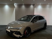 Volkswagen Golf - 8.5 2.0 TSI GTI Clubsport / Akrapovic / Pano / Leder / Head-