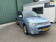 Mitsubishi Outlander - 2.0 PHEV instyle - 1E EIGENAAR - PANORAMA - STOELV