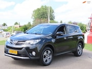 Toyota RAV4 - 2.0 Style 4WD *Navi *Camera *Dakje *Trekhaak *Cruise