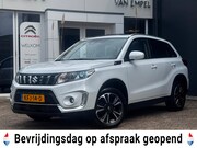 Suzuki Vitara - 1.4 Boosterjet Stijl | Pano | Trekhaak | Camera | Stoelverwa