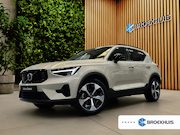 Volvo XC40 - 2.0 B4 Plus Dark | Panoramadak | Harman/Kardon | Alcantara |