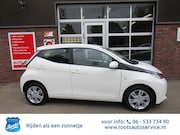 Toyota Aygo - 1.0 VVT-i x-wave - Automaat- lichtmetalen velgen en telefoon