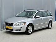 Volvo V50 - 1.8 Momentum - Facelift model - Luxe uitvoering